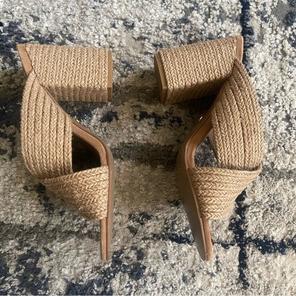 Raye Nix Heel In Natural Sandals Size 6.5 - Picture 6 of 13